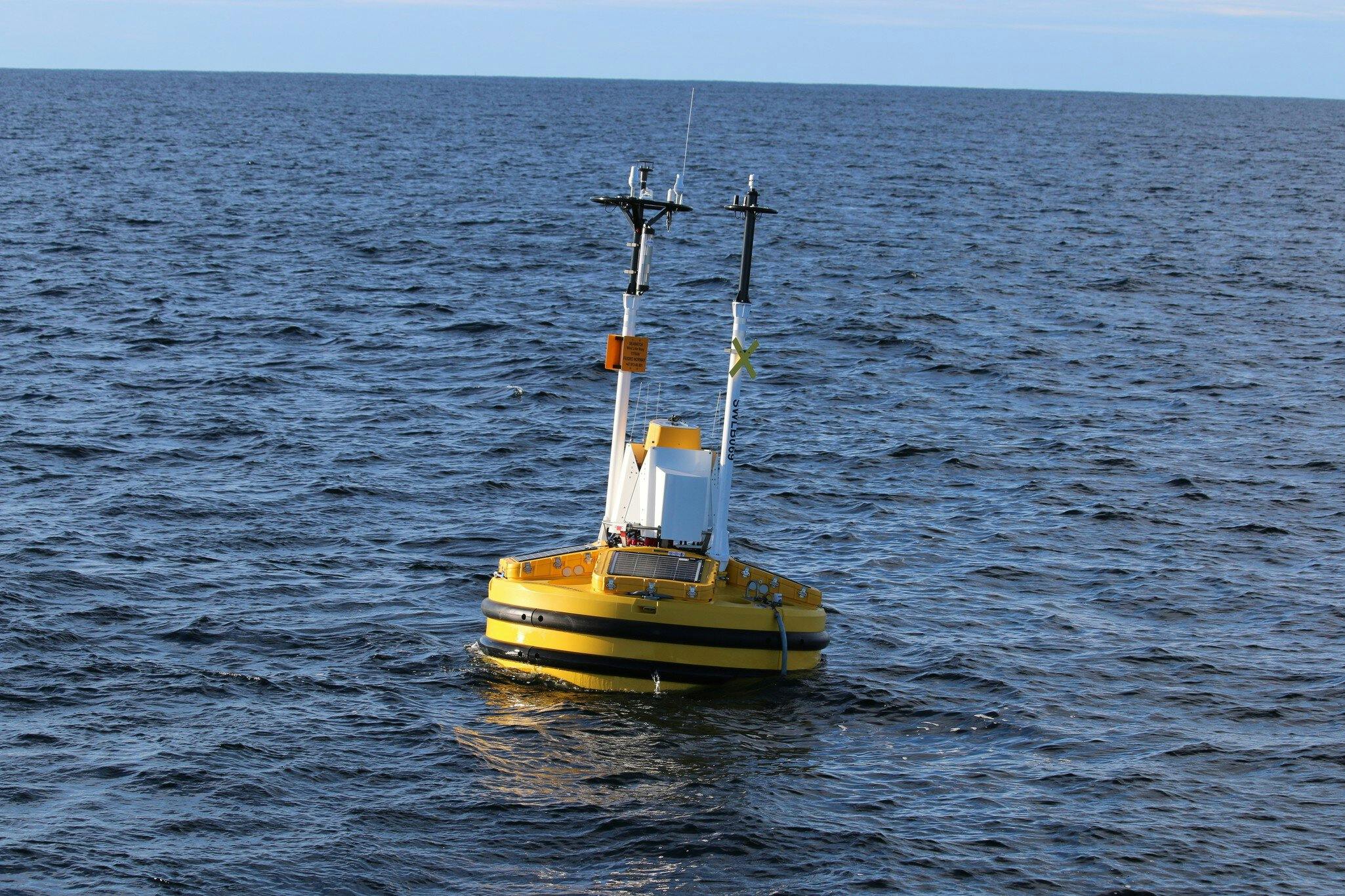 SWLB Operations Titran
Fugro, Seawatch Wind Lidar Buoy, Offshore Wind
Seawatch Buoy waiting to be deployed