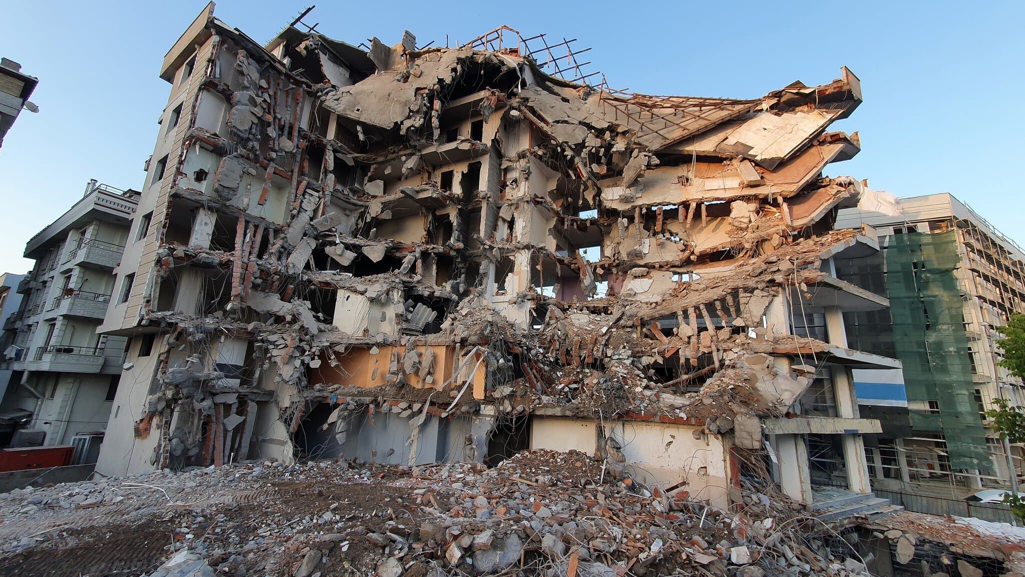 EP27 Managing earthquakes episode | Planet Beyond